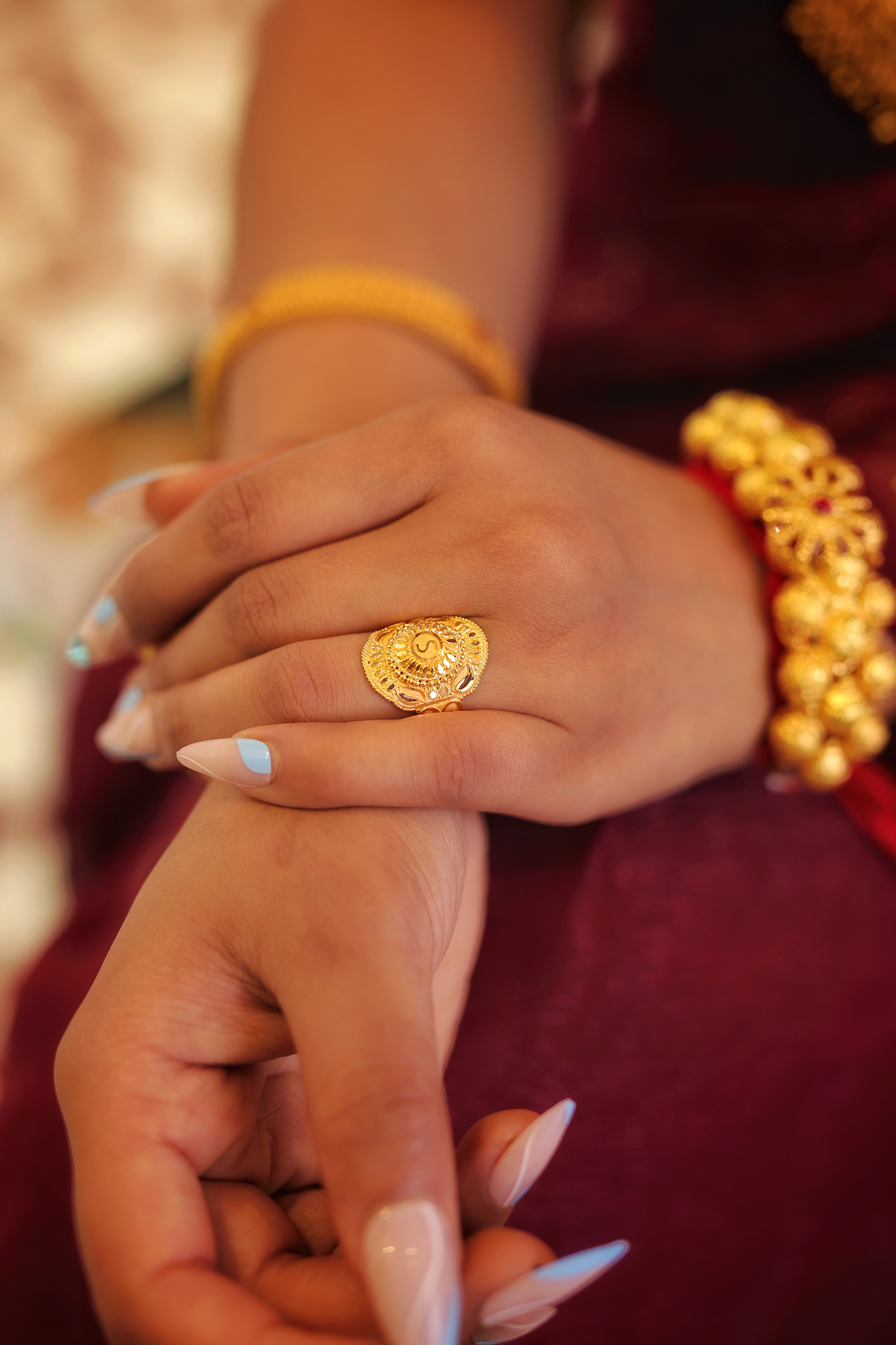 22K Gold Filigree Ladies Ring – Traditional Sunburst Design