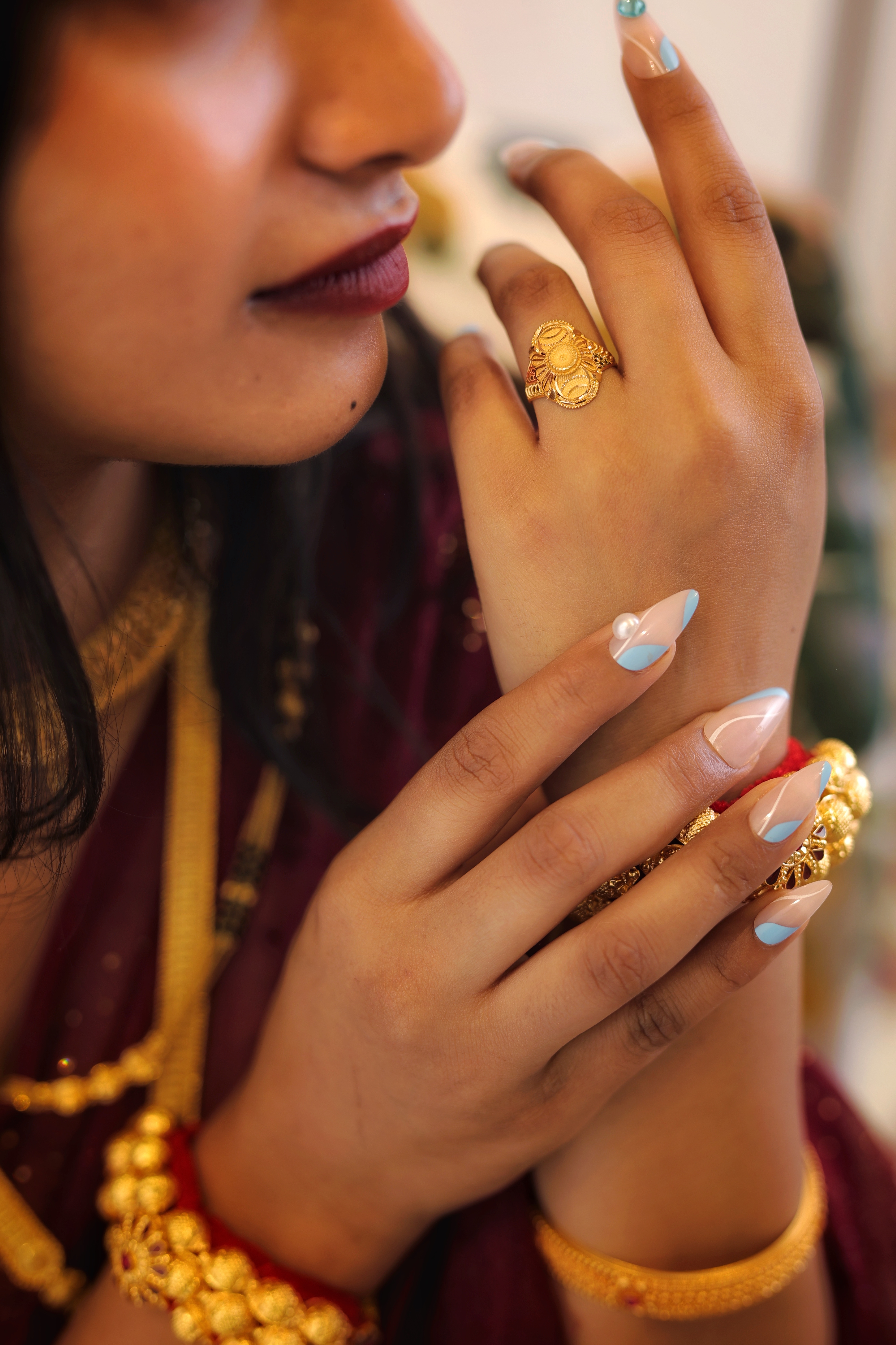 22K Gold Traditional Floral Motif Ladies Ring – Handcrafted Antique Design