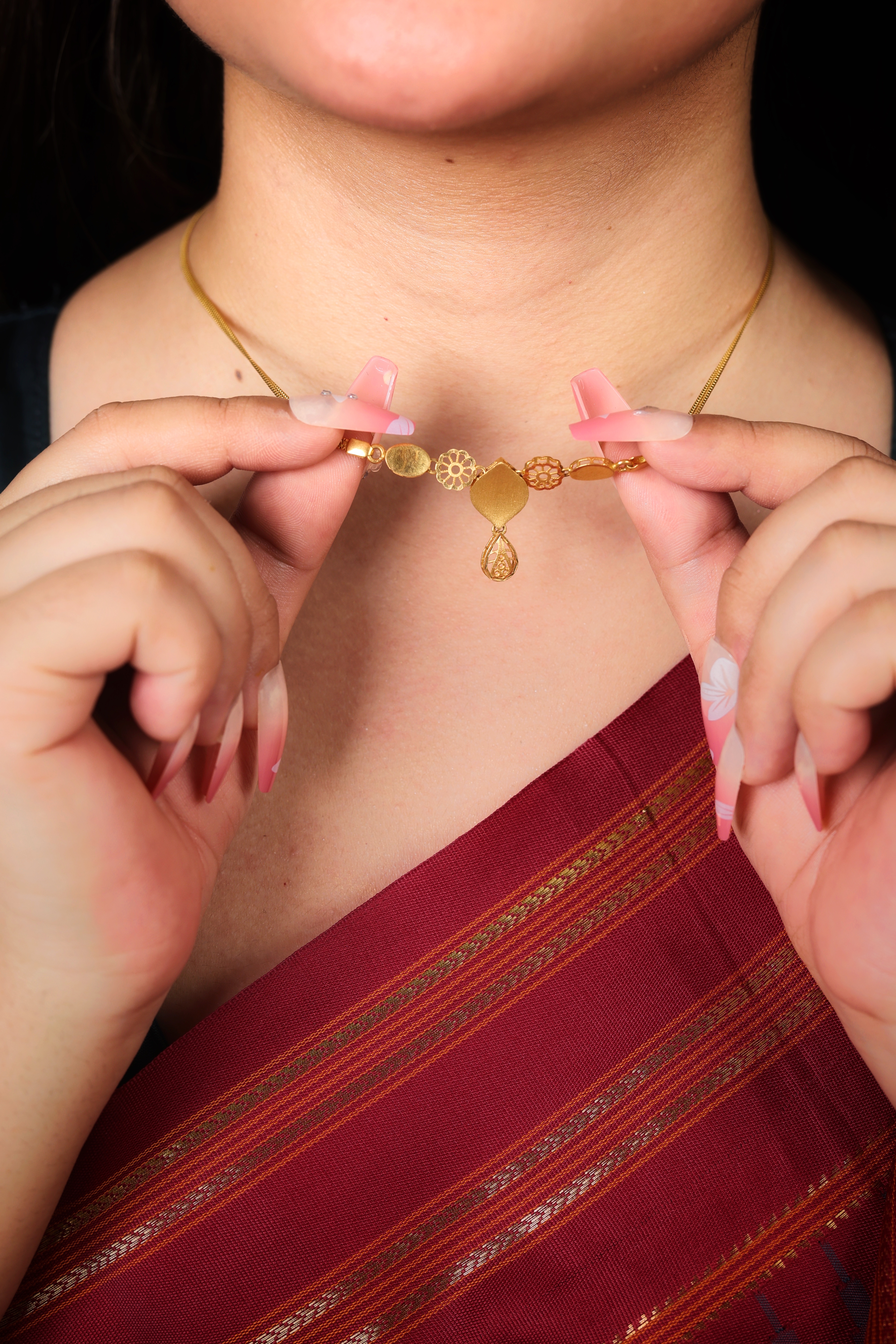 Delicate 22K Gold Minimalist Floral Link Necklace