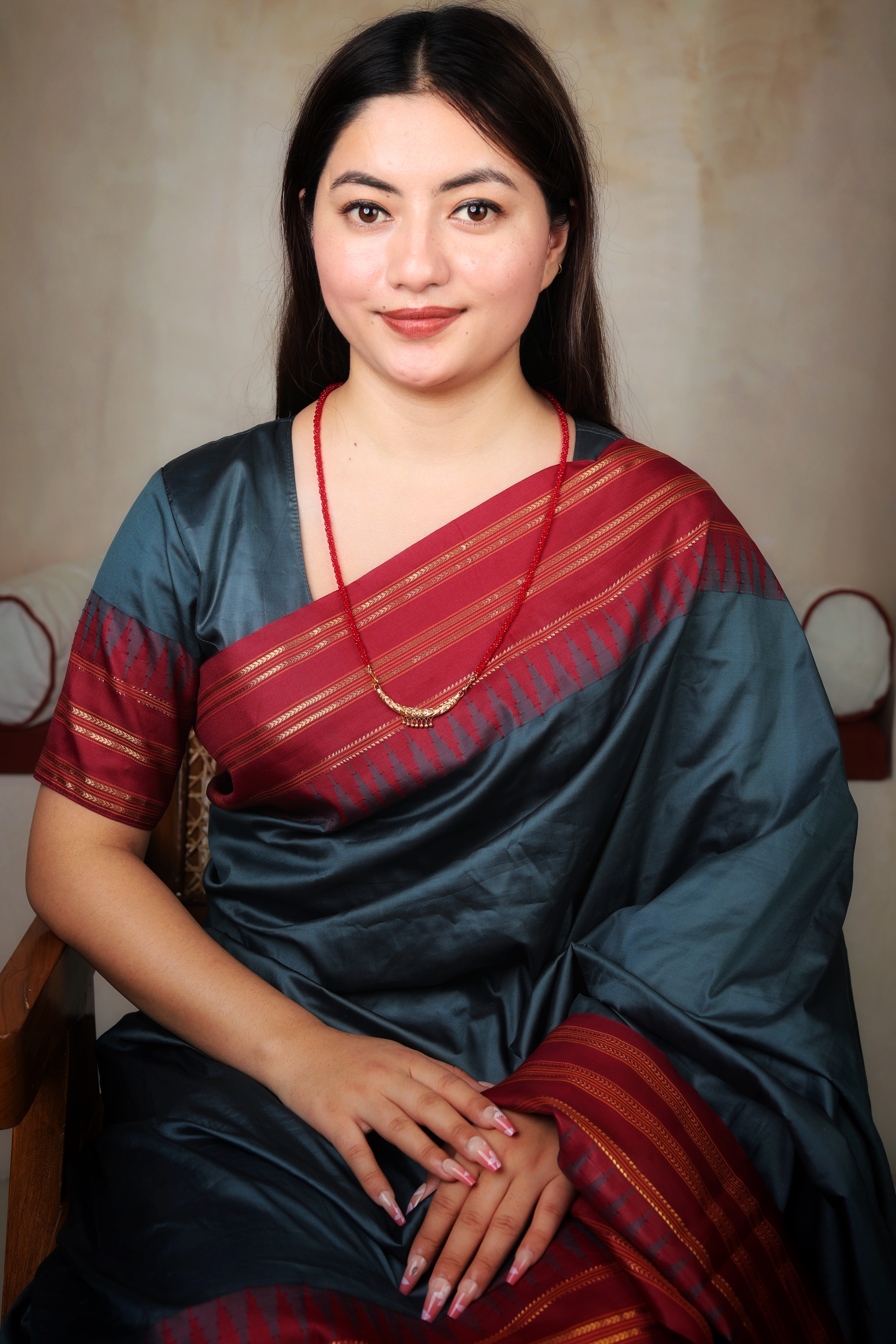 Timaniya Gold Mangalsutra with Textured Crescent