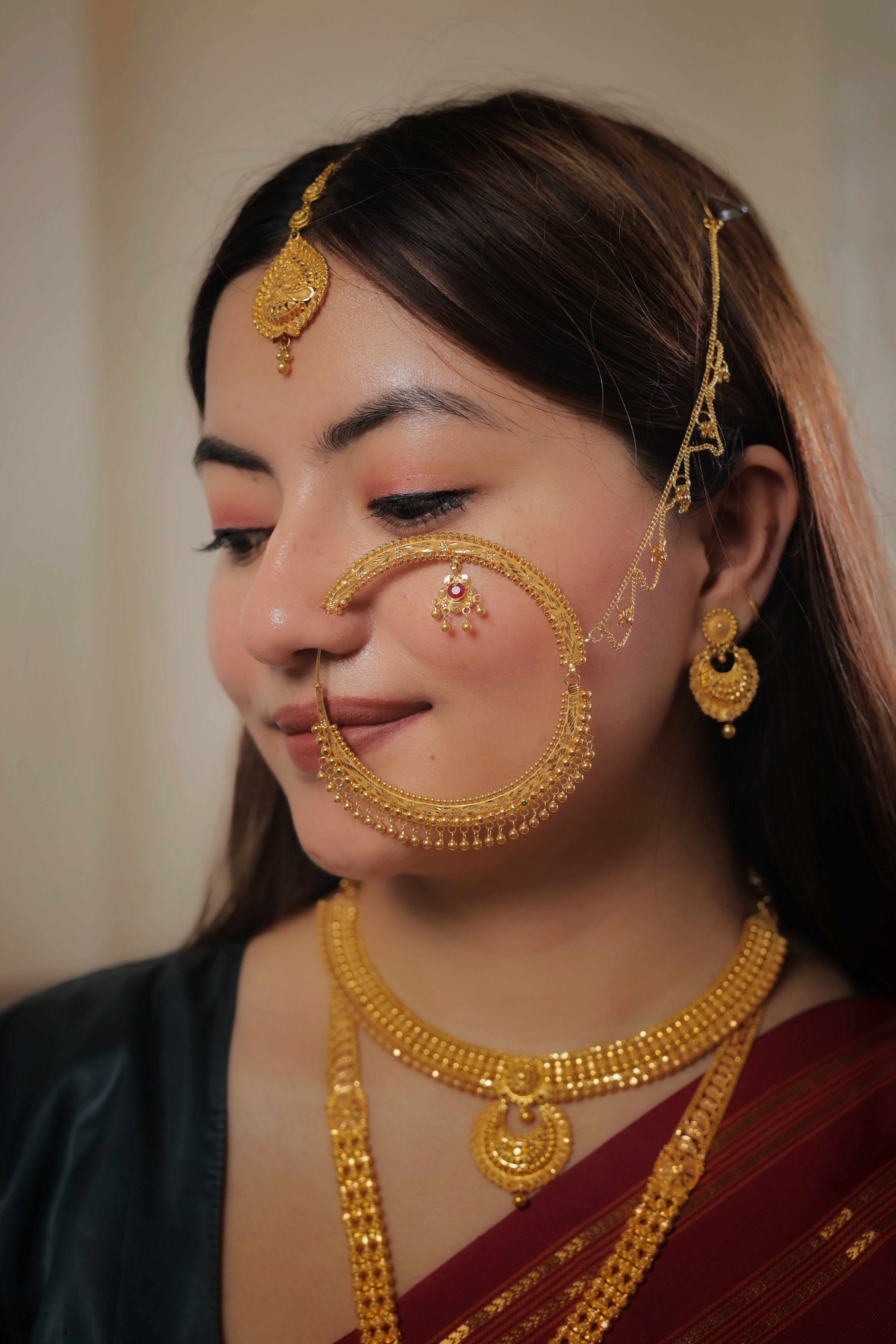Grand 22K Gold Traditional Bridal Nath with Elaborate Filigree and Chain