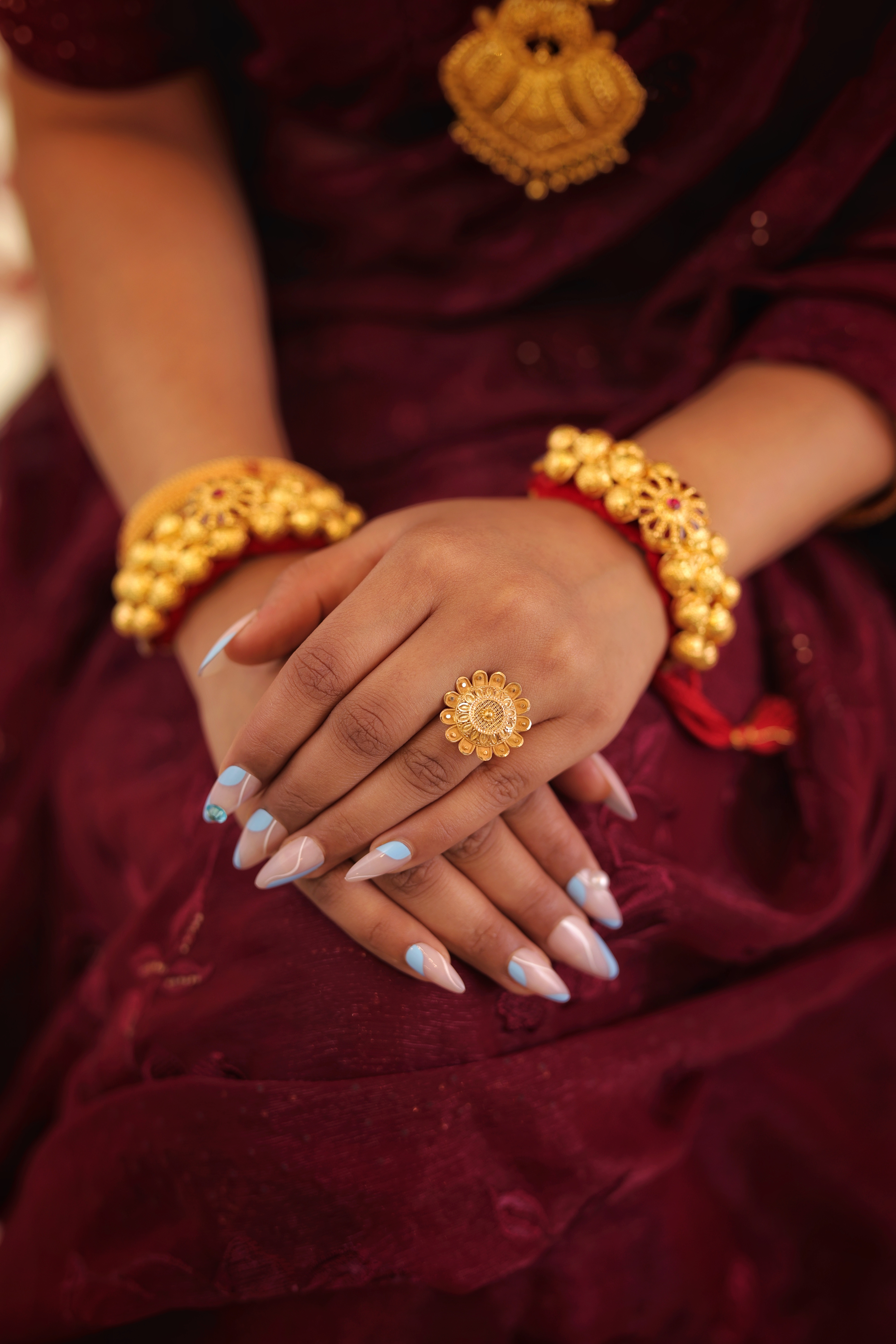 Traditional Flower Motif Cocktail Ring with Scalloped Petals