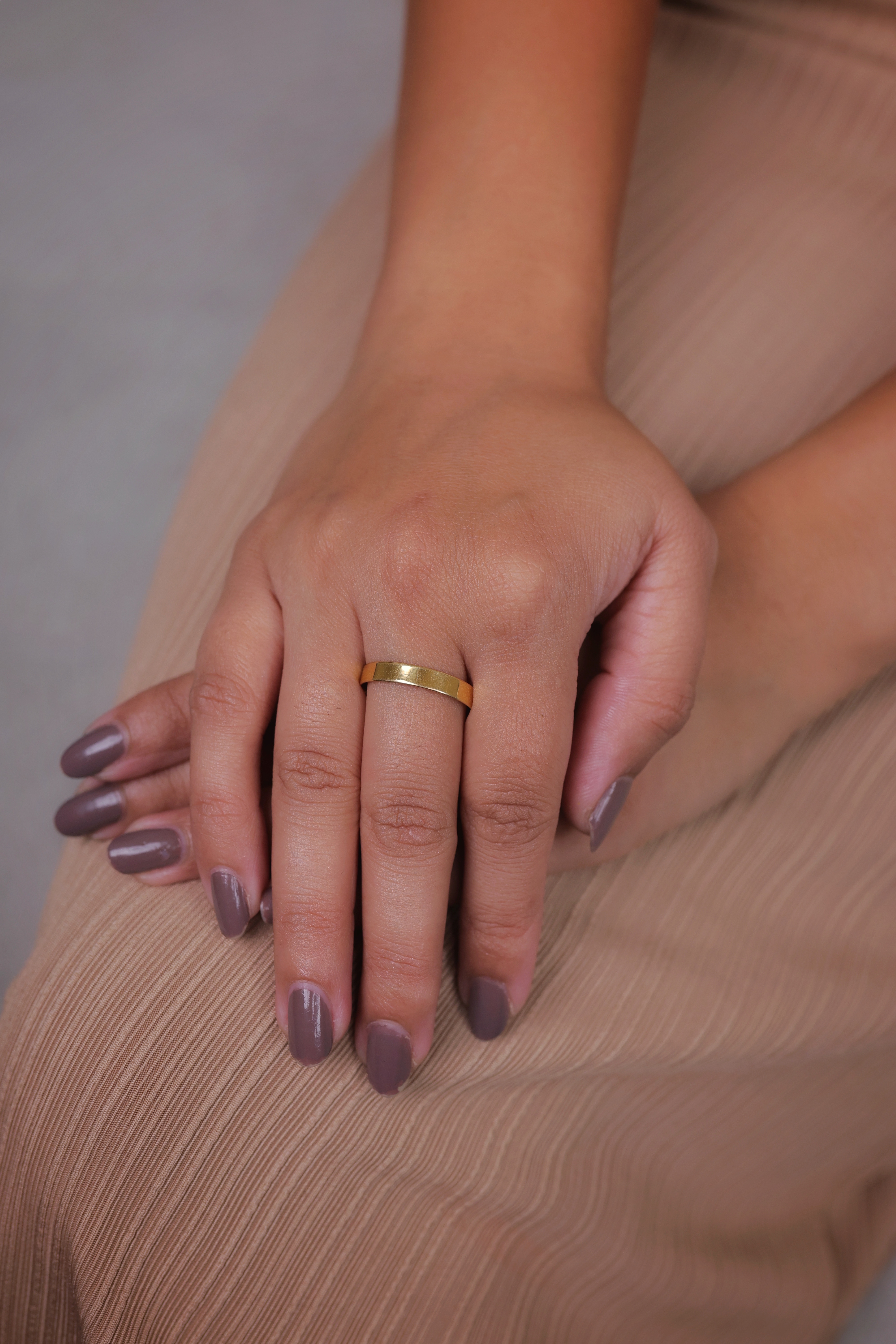 Simple High-Polished Sleek Gold Band Ring
