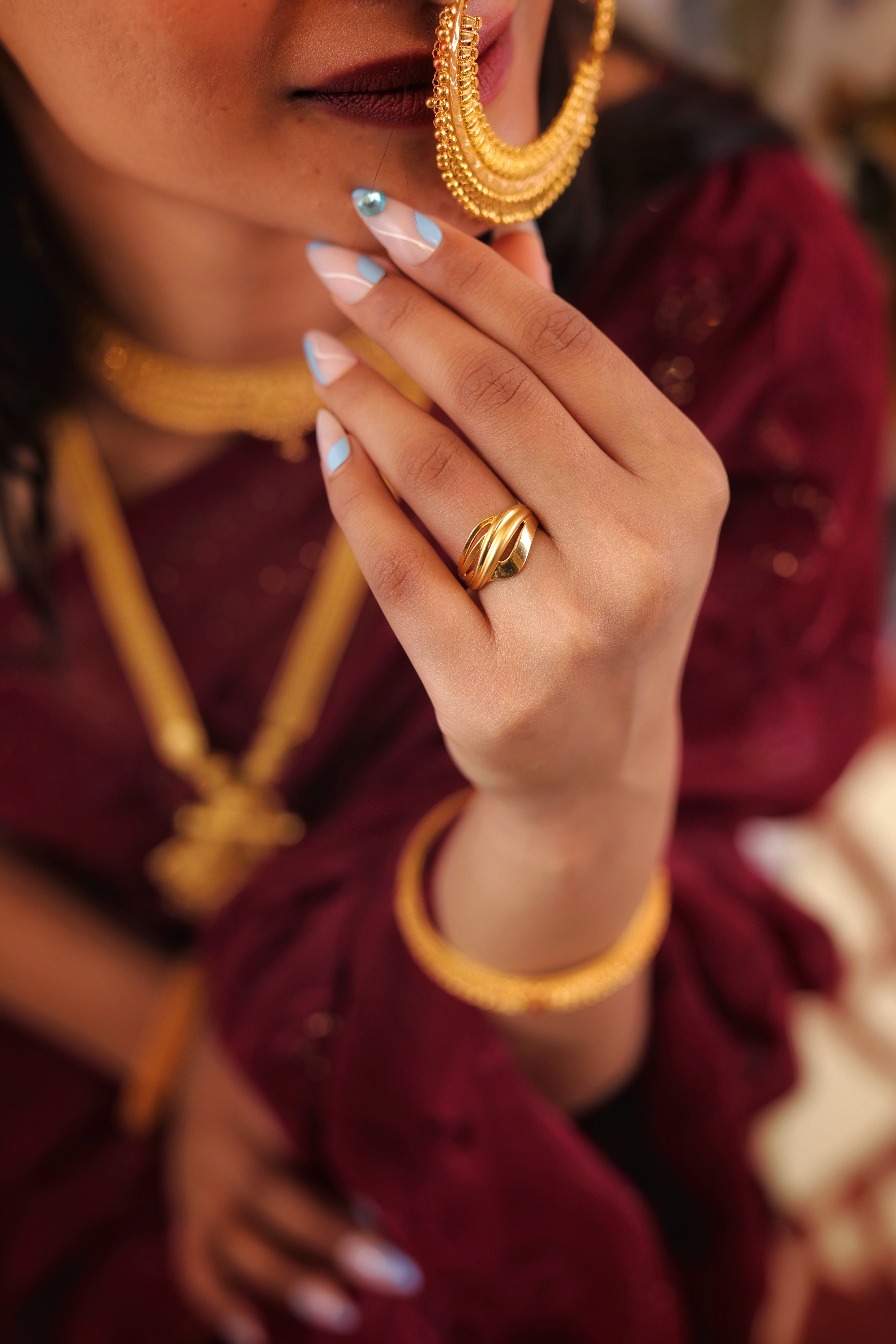 Bold Contoured Wave Gold Ladies Casting Ring