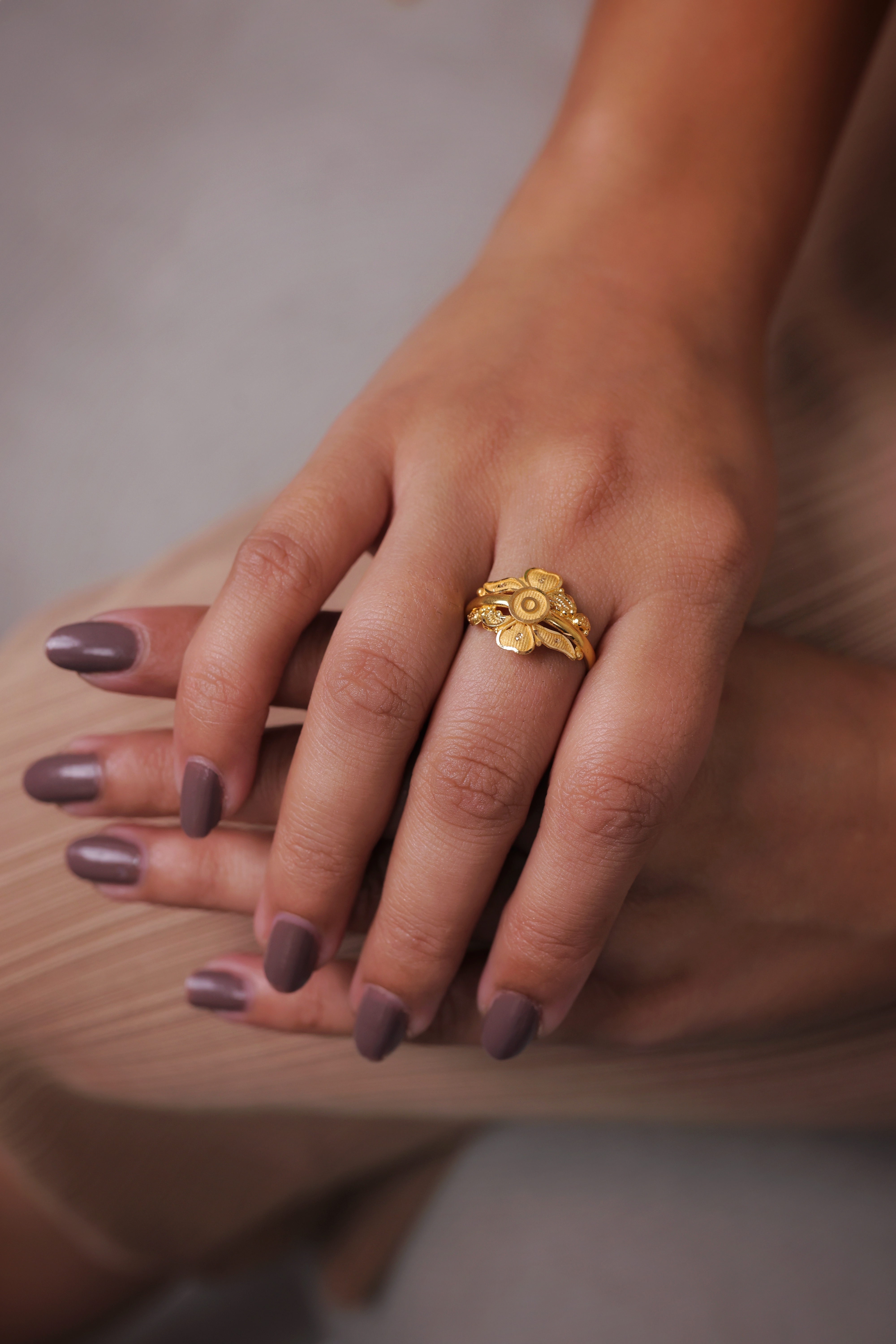 Sculpted Floral Petal Traditional Gold Ring with Brilliance Accent