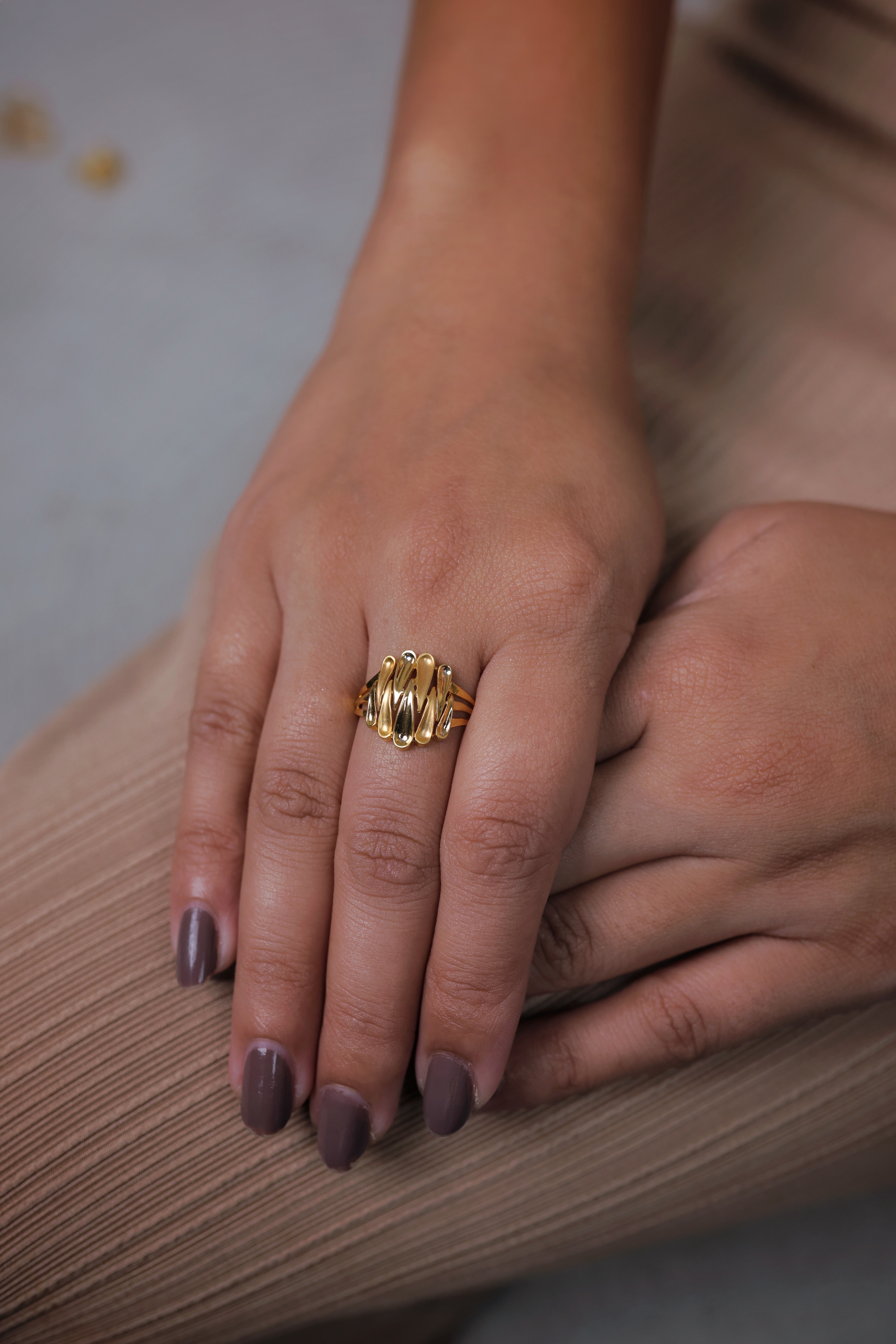 Sculpted Abstract Wave Traditional Gold Ring with Brilliance Accents