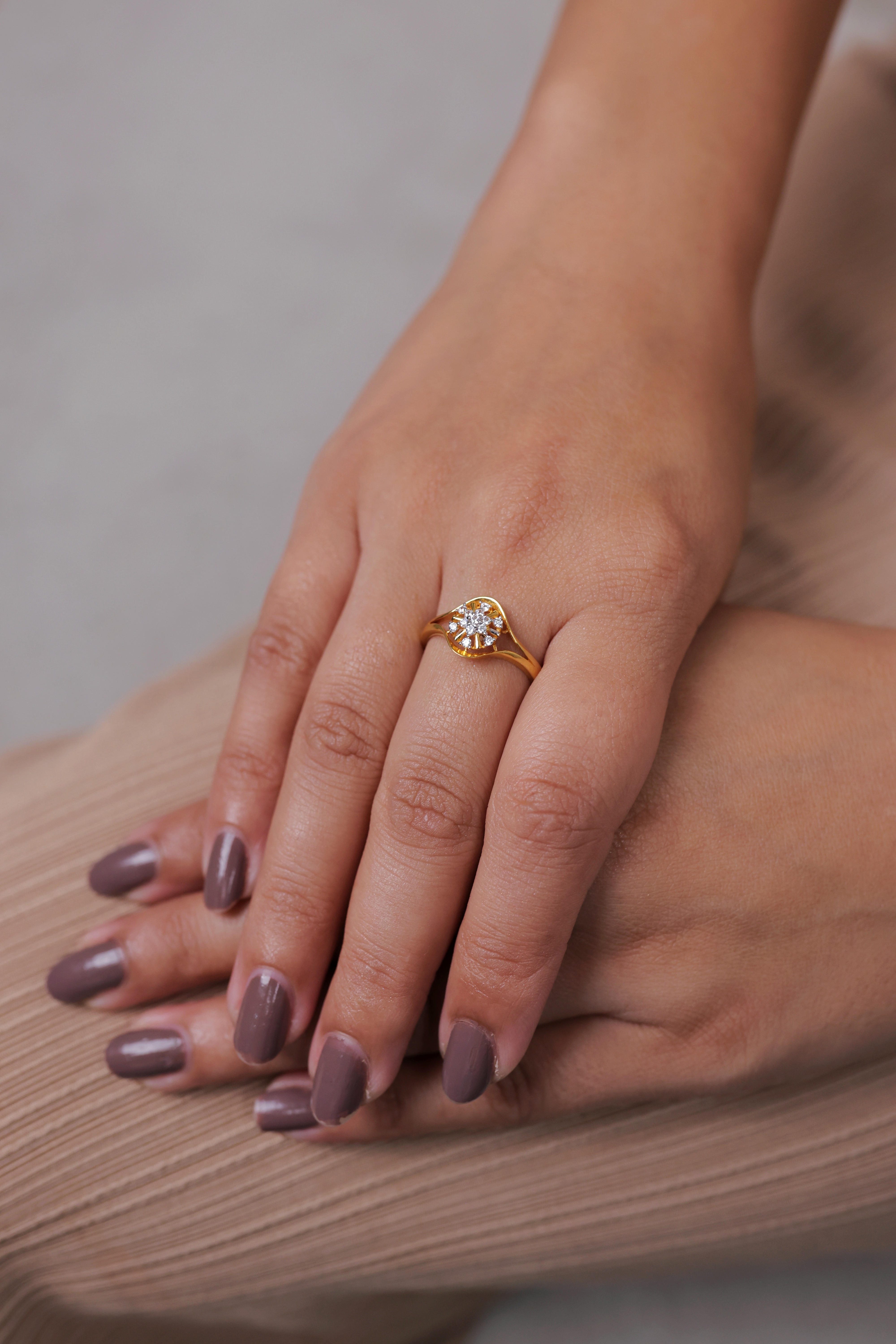 Floral Starburst Traditional Gold Ring with Brilliant Solitaire Center