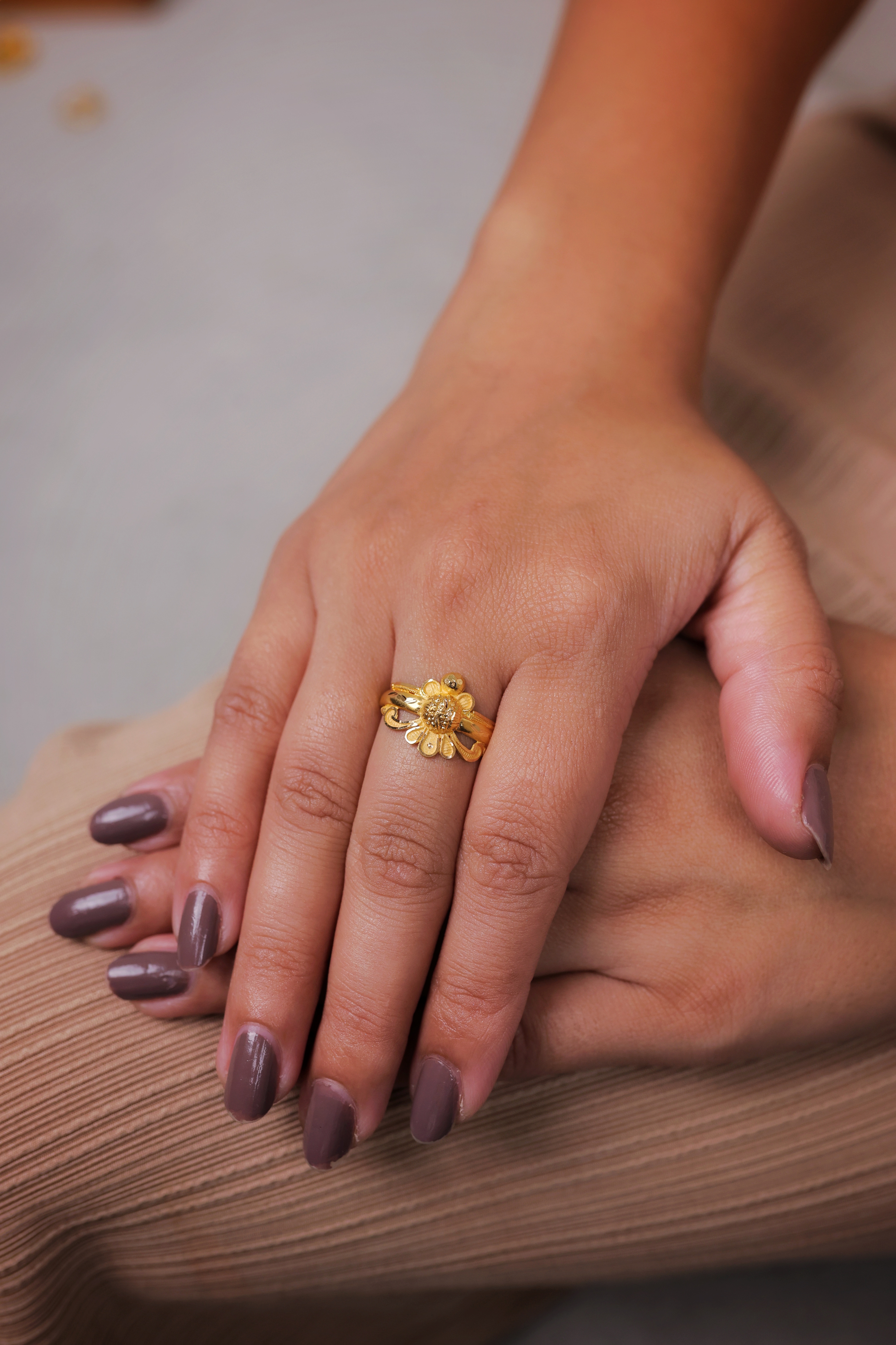 Floral Sunburst Traditional Gold Ring with Granulated Center