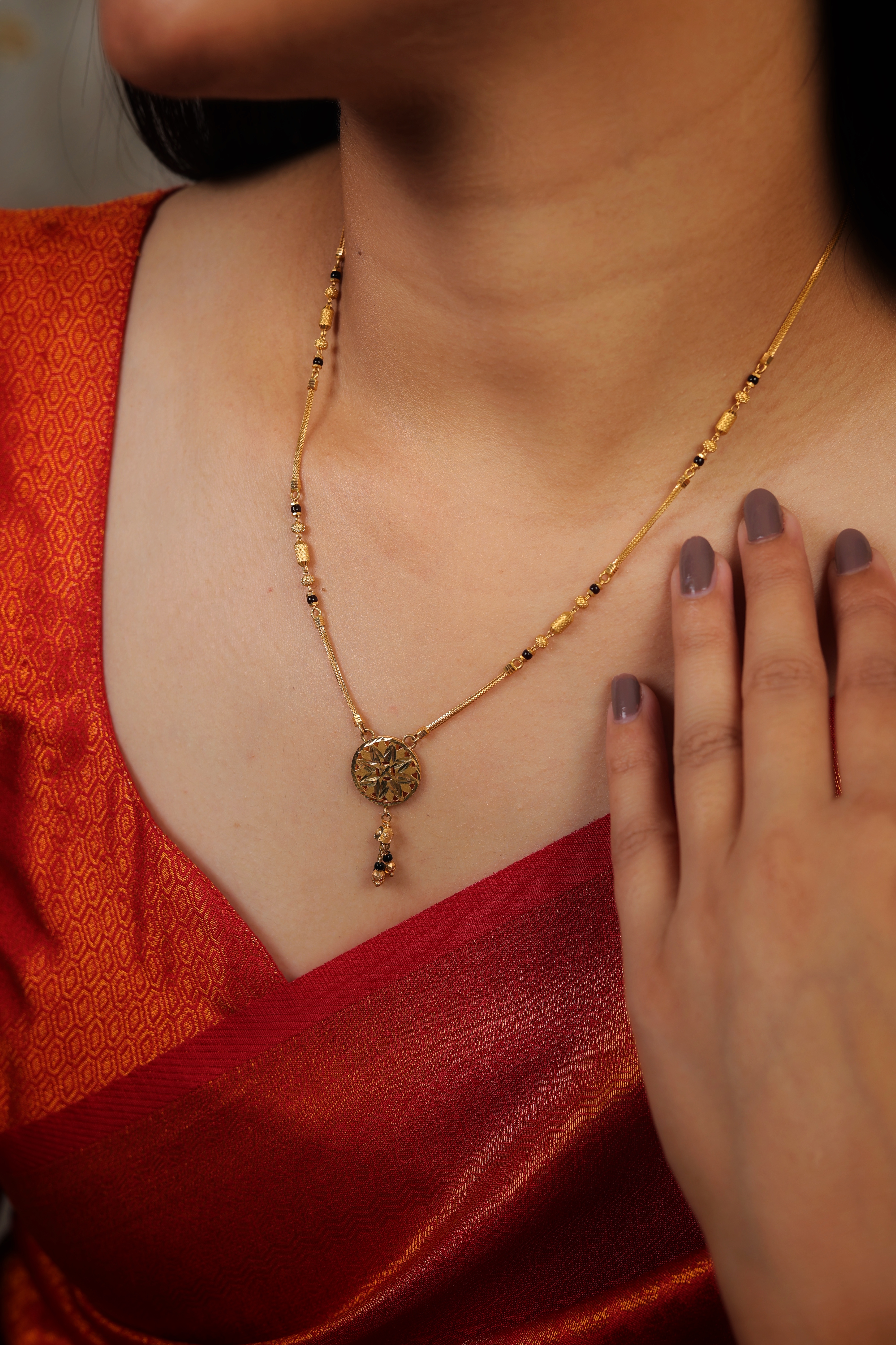 Dainty Circular Floral Short Mangalsutra with Textured Gold Bead Accents
