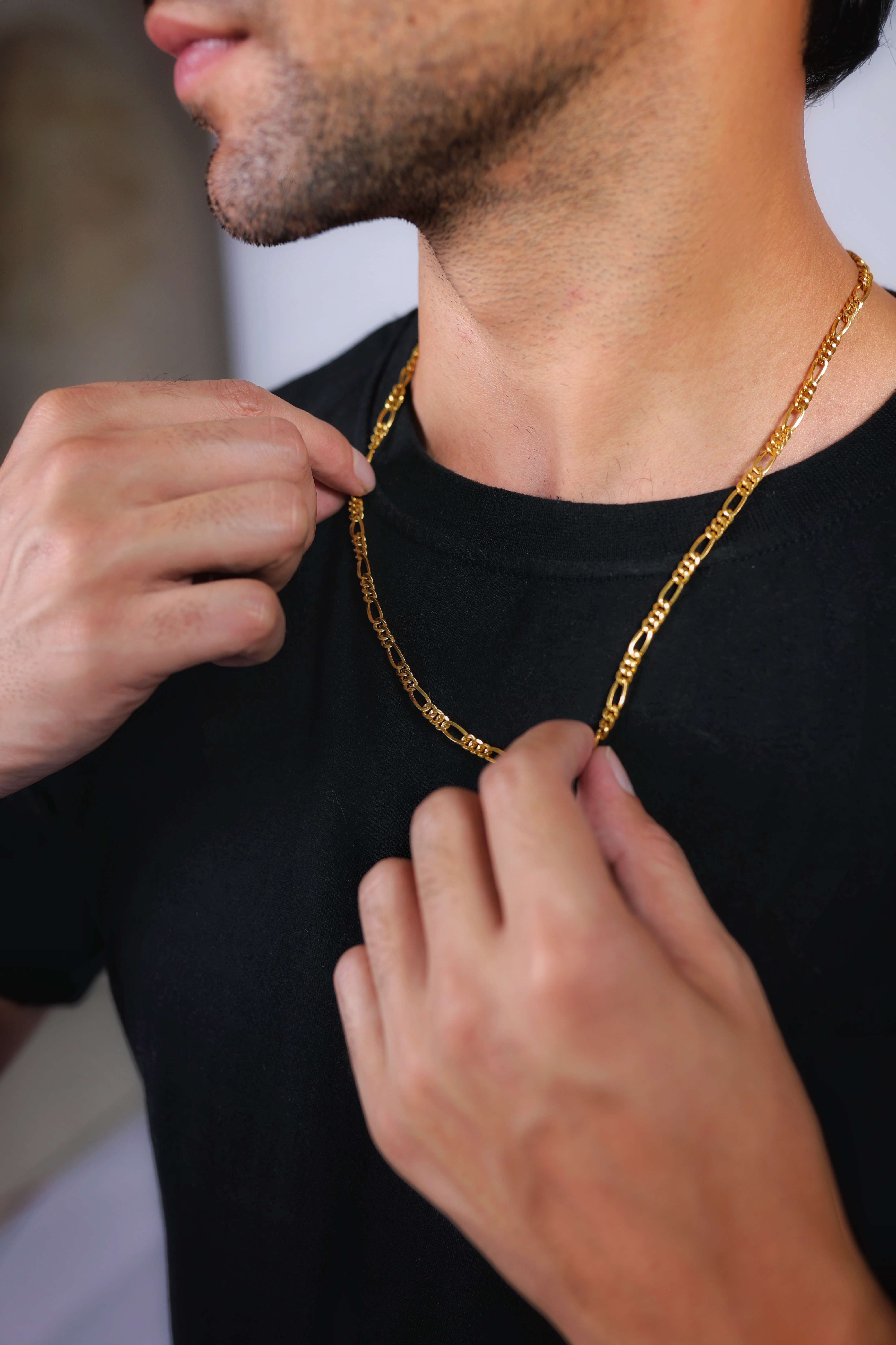 22K Gold Men’s Chain with Classic Figaro Link Design