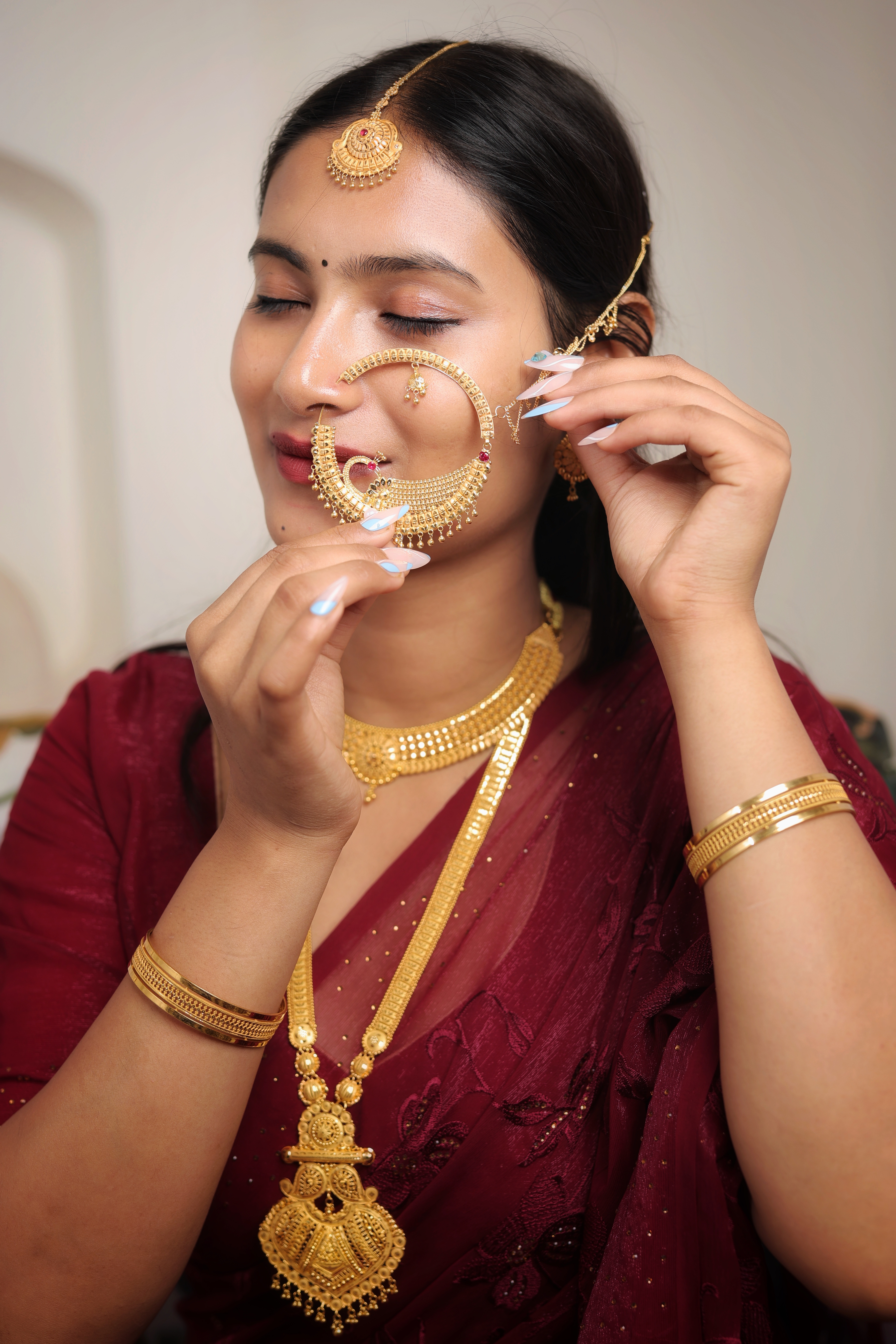 Traditional Maharashtrian Bridal Gold Nath with Chain – Large Crescent Nose Ring