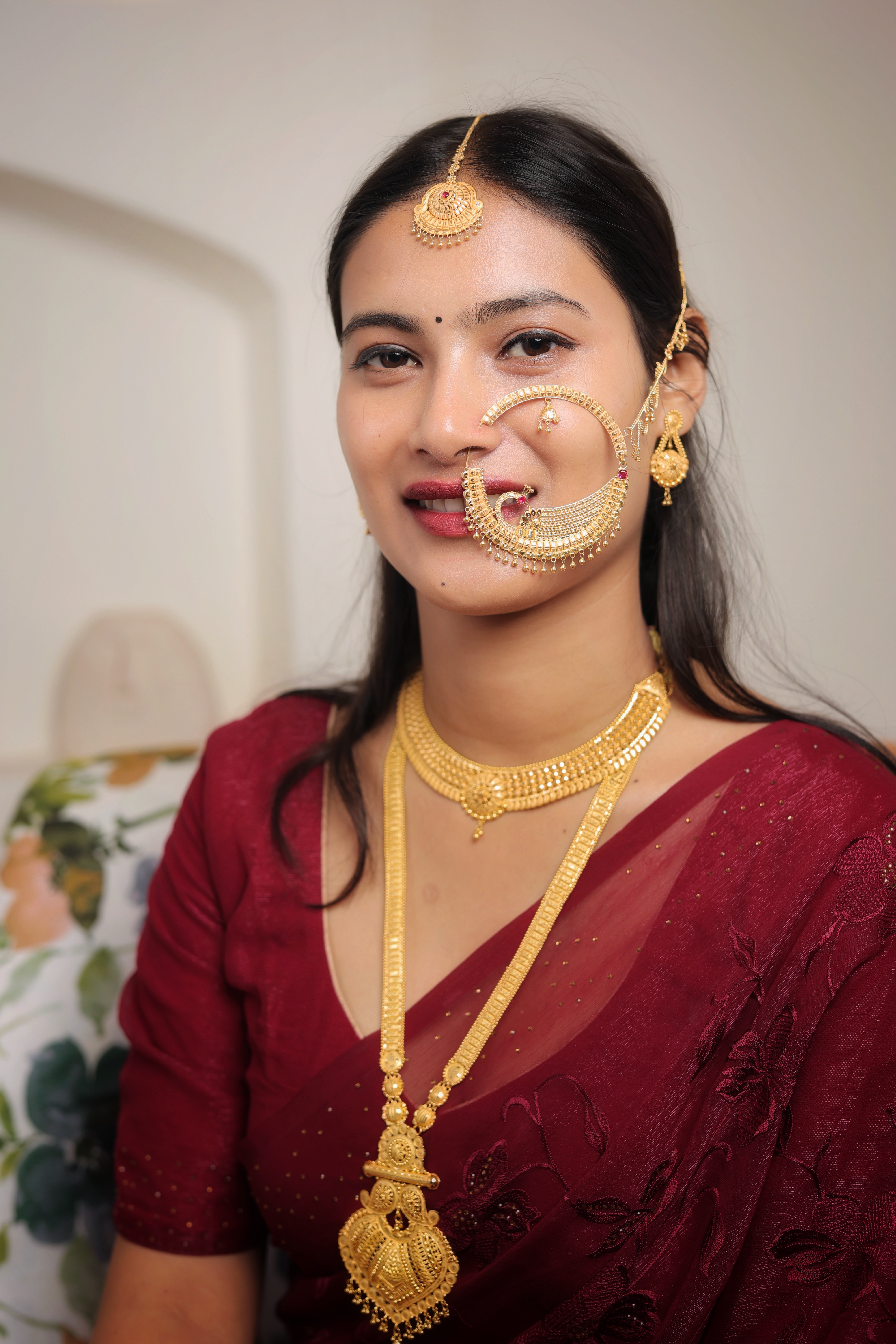 Traditional Maharashtrian Bridal Gold Nath with Chain – Large Crescent Nose Ring