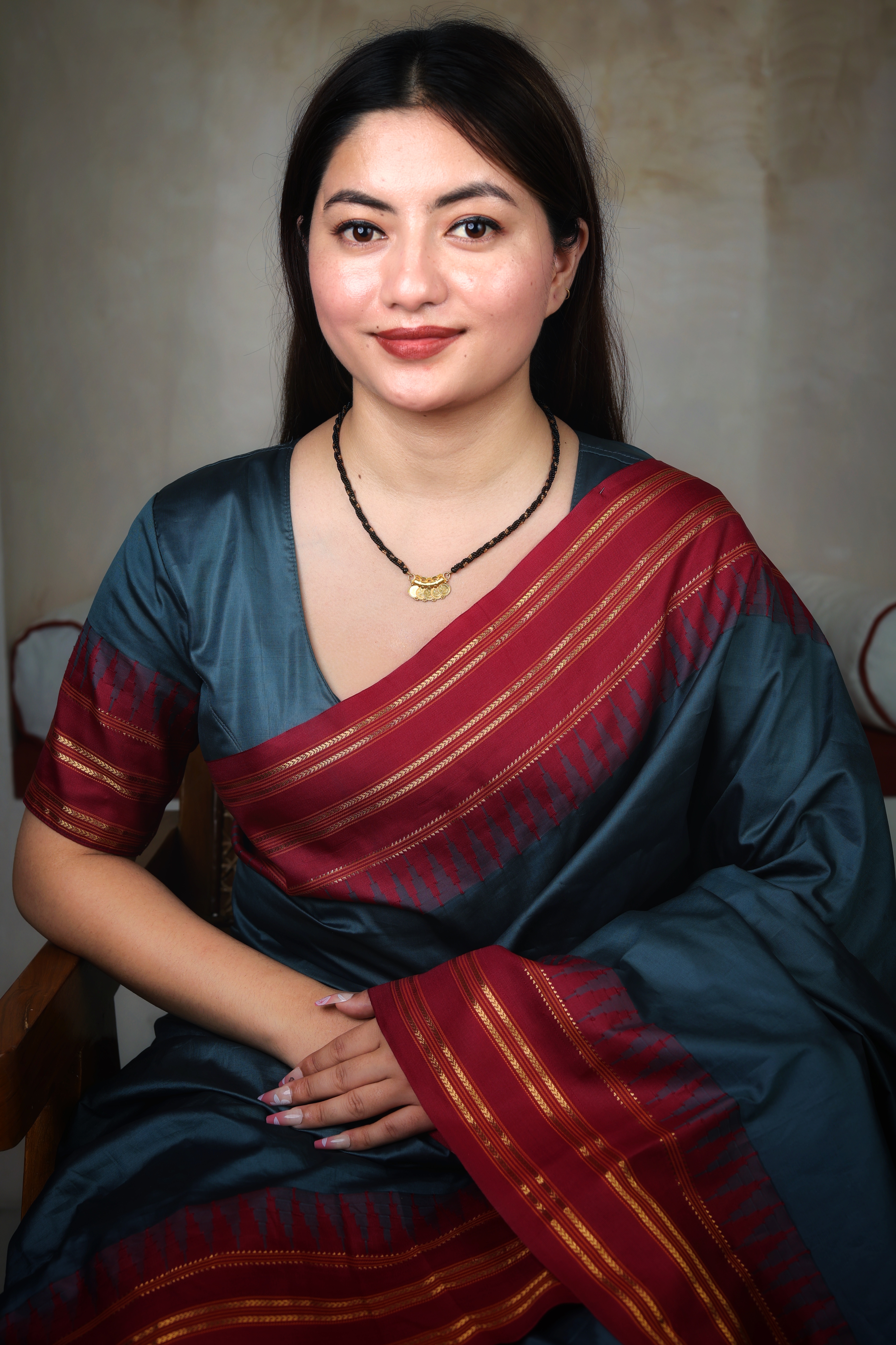 Traditional Women Mangalsutra – Black Beaded Chain Coin Pendant Gold Mangalsutra for Women