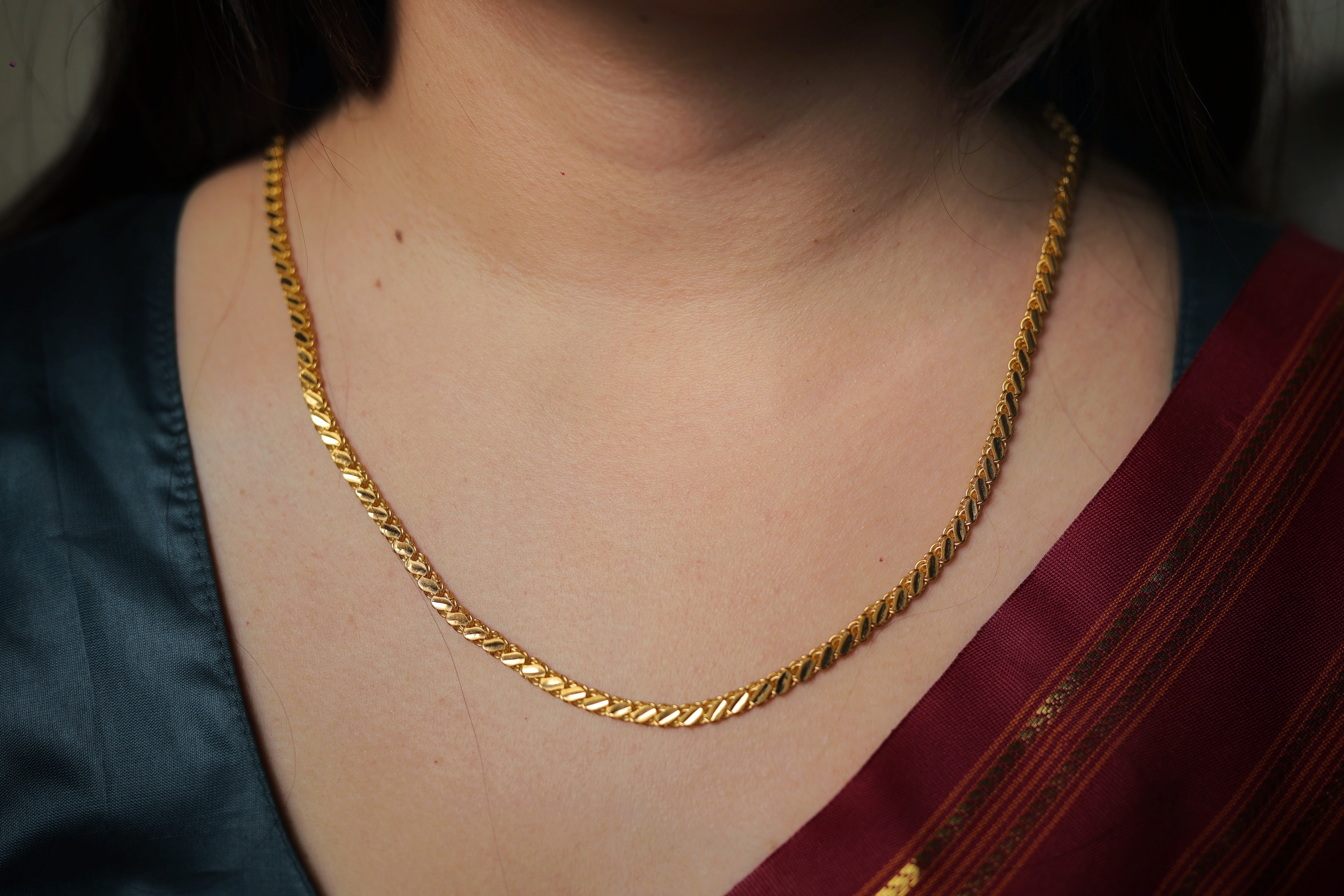 Elegant Women Gold Chain – Classic Designer Pattern Gold Chain Necklace for Women