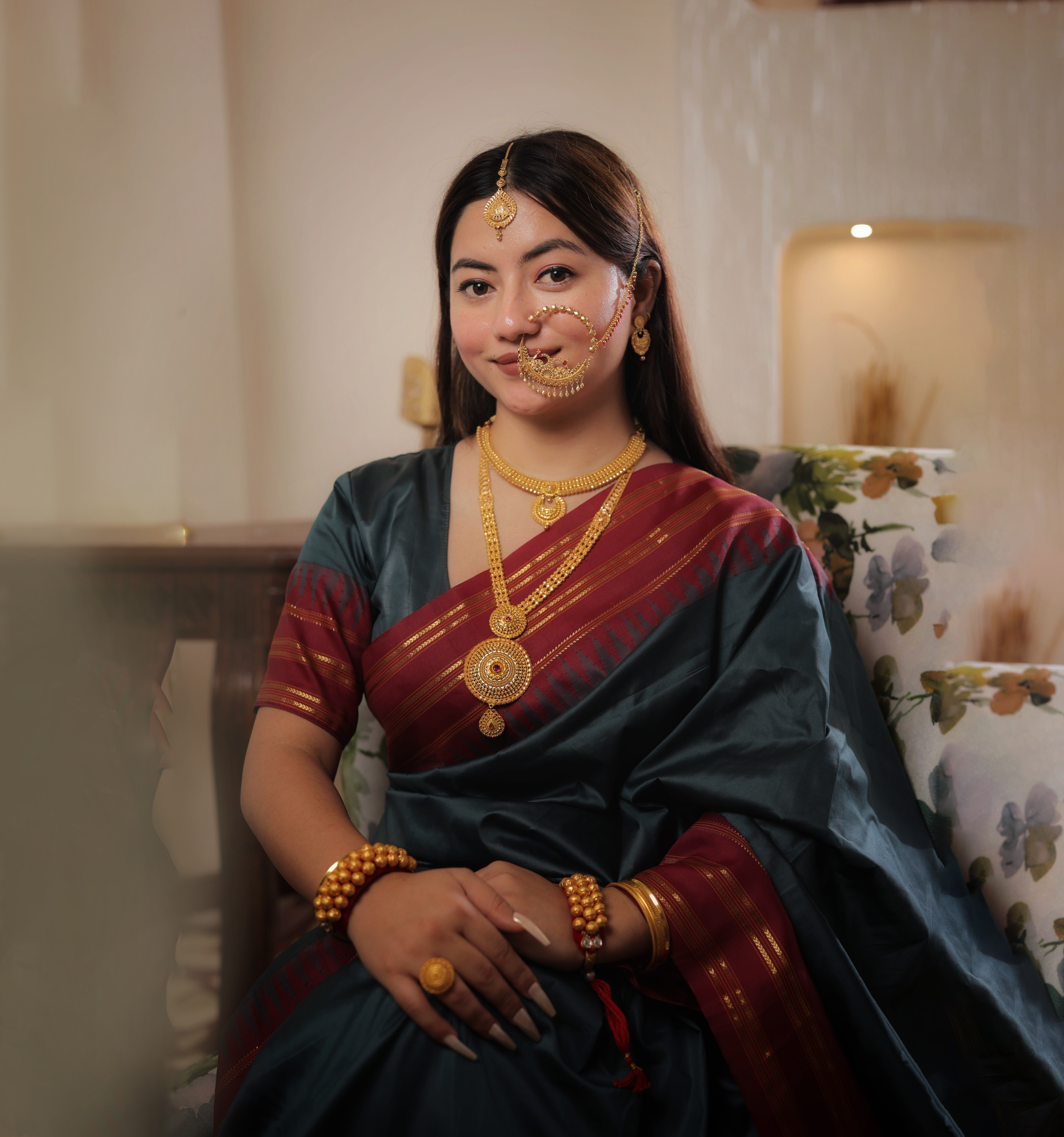 Hiraola's About Us Image